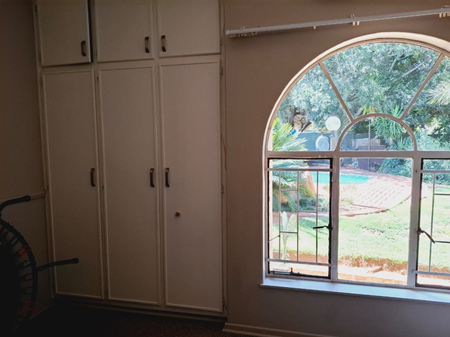 4 Bedroom Property for Sale in Pellissier Free State